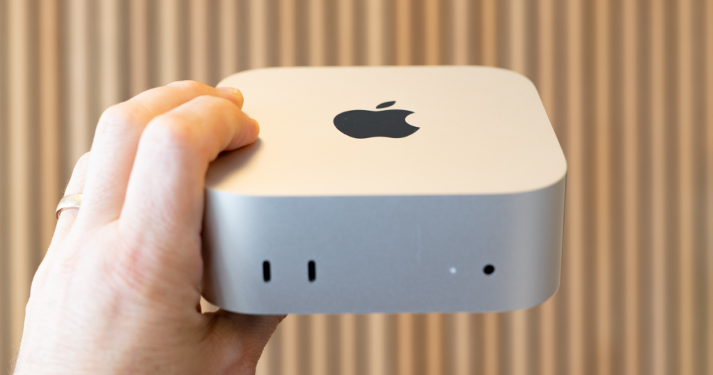 Apples mini-maskine med M6 AI.. – ONN.dk